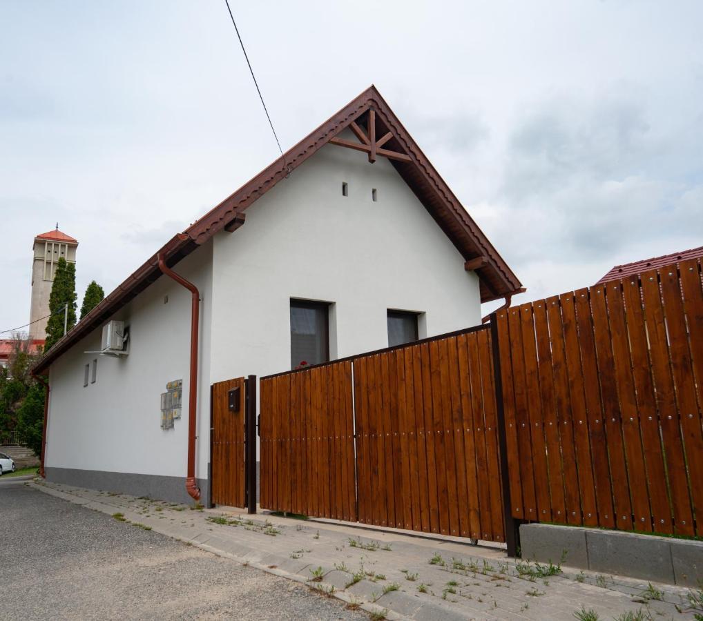 House Nr. 10 Apartment Heviz Exterior photo