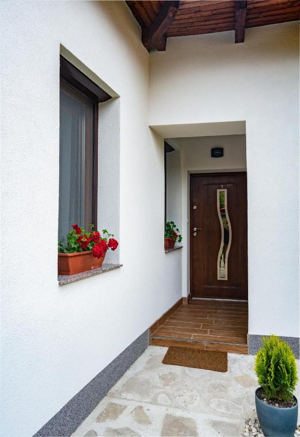 House Nr. 10 Apartment Heviz Exterior photo